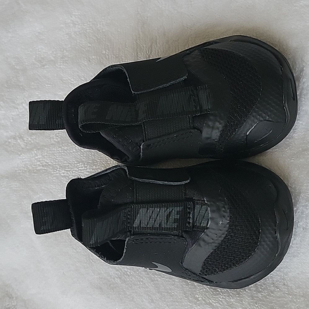 Nike Flex Runner Infant Boys' Shoe Size 3C